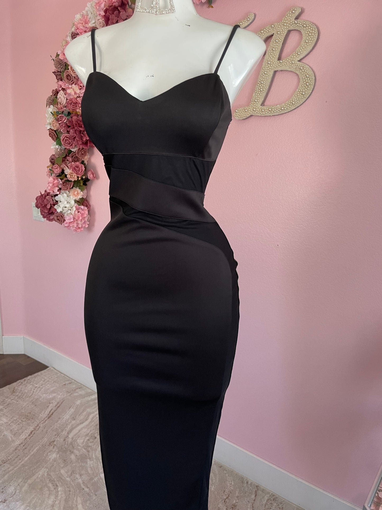 Rosy Midi Dress
