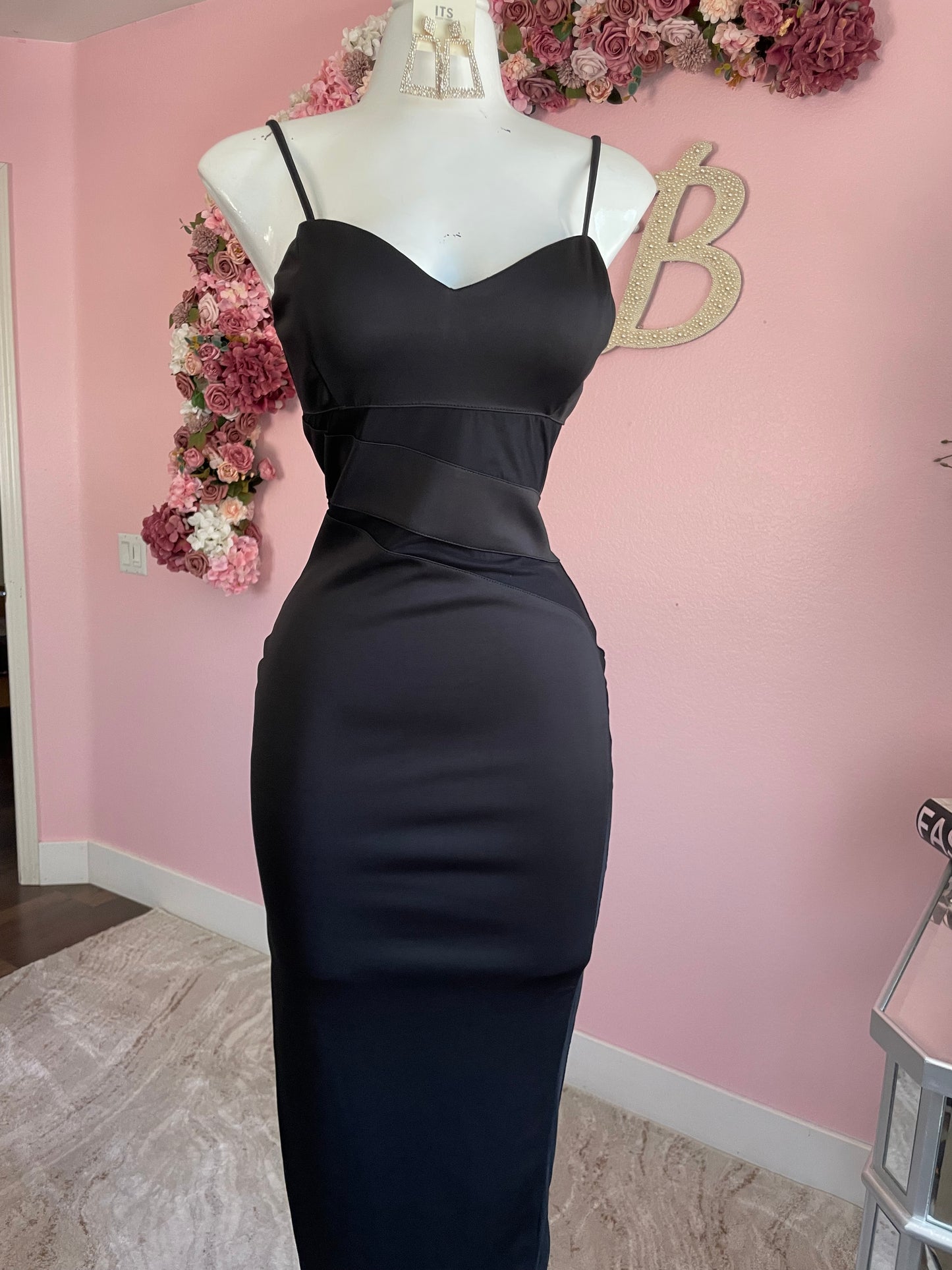 Rosy Midi Dress